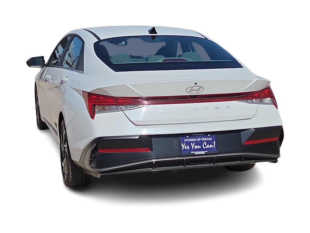 Thumbnail: 2025 Hyundai Elantra - 19