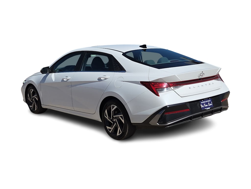 Thumbnail: 2025 Hyundai Elantra - 4