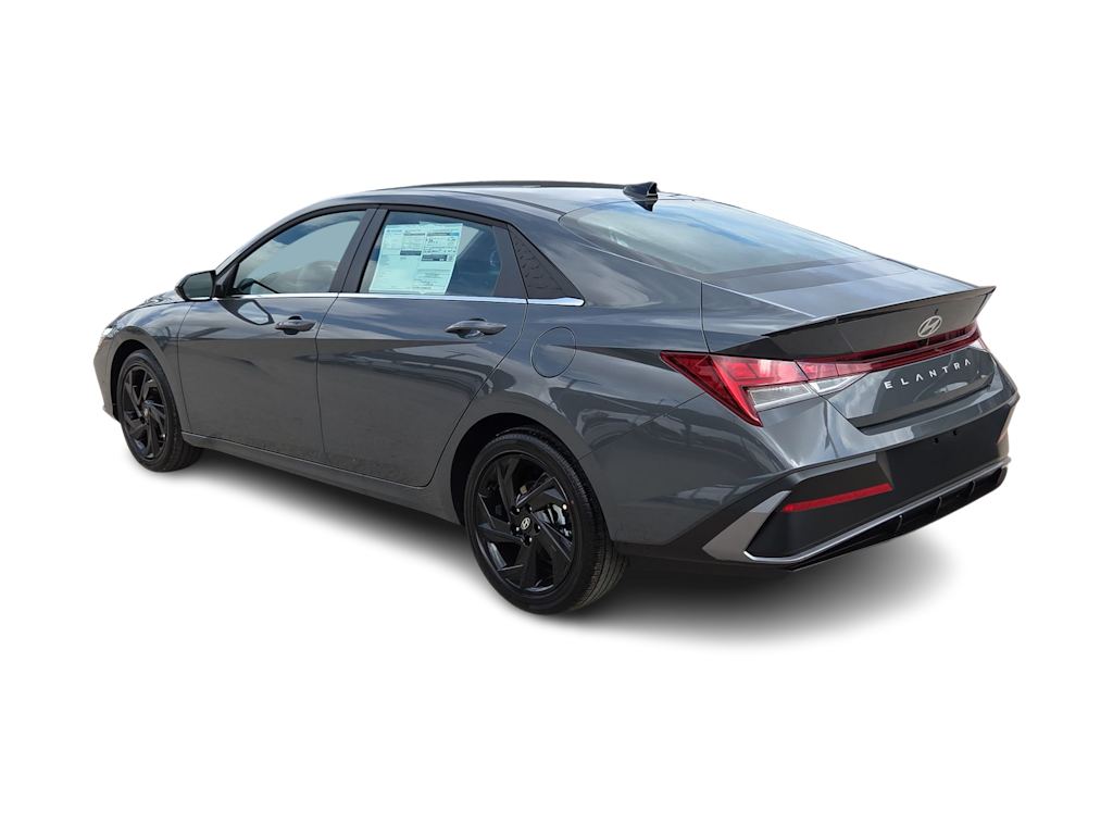 Thumbnail: 2026 Hyundai Elantra - 4