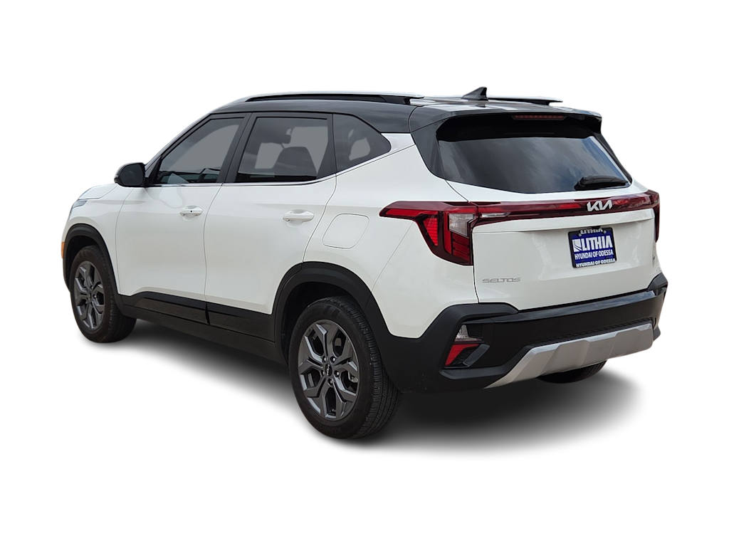 Thumbnail: 2024 Kia Seltos - 4