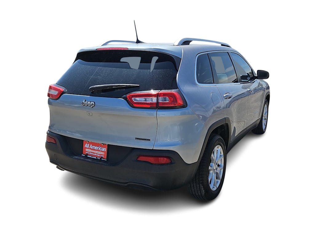 Thumbnail: 2018 Jeep Cherokee - 22