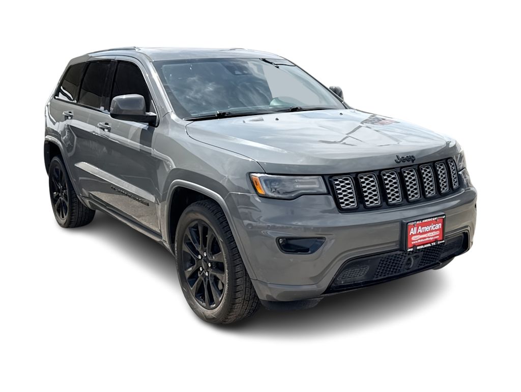 Thumbnail: 2022 Jeep Grand Cherokee - 18