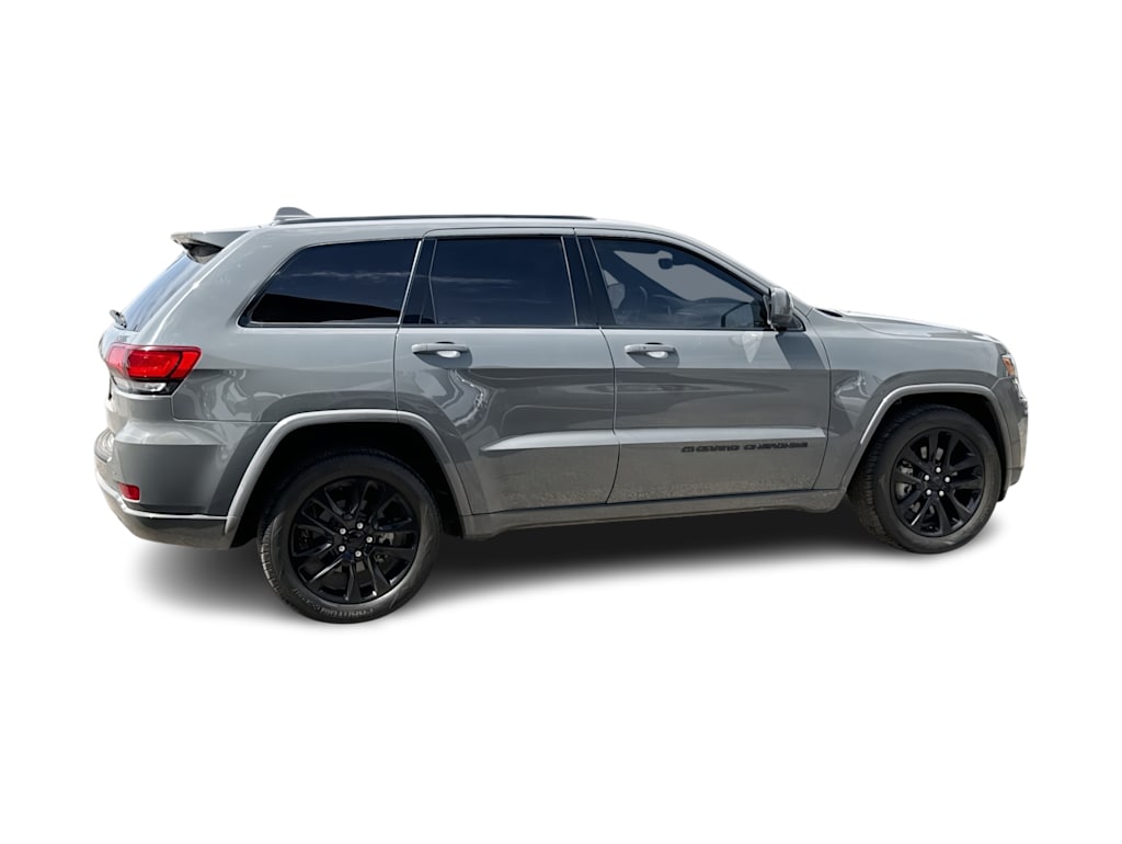 Thumbnail: 2022 Jeep Grand Cherokee - 21