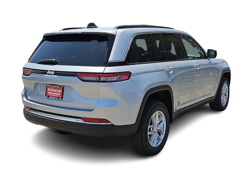 Thumbnail: 2026 Jeep Grand Cherokee - 22