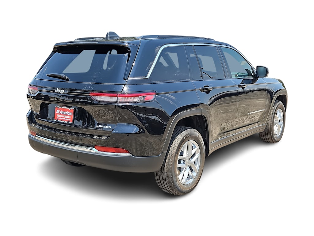 Thumbnail: 2026 Jeep Grand Cherokee - 22