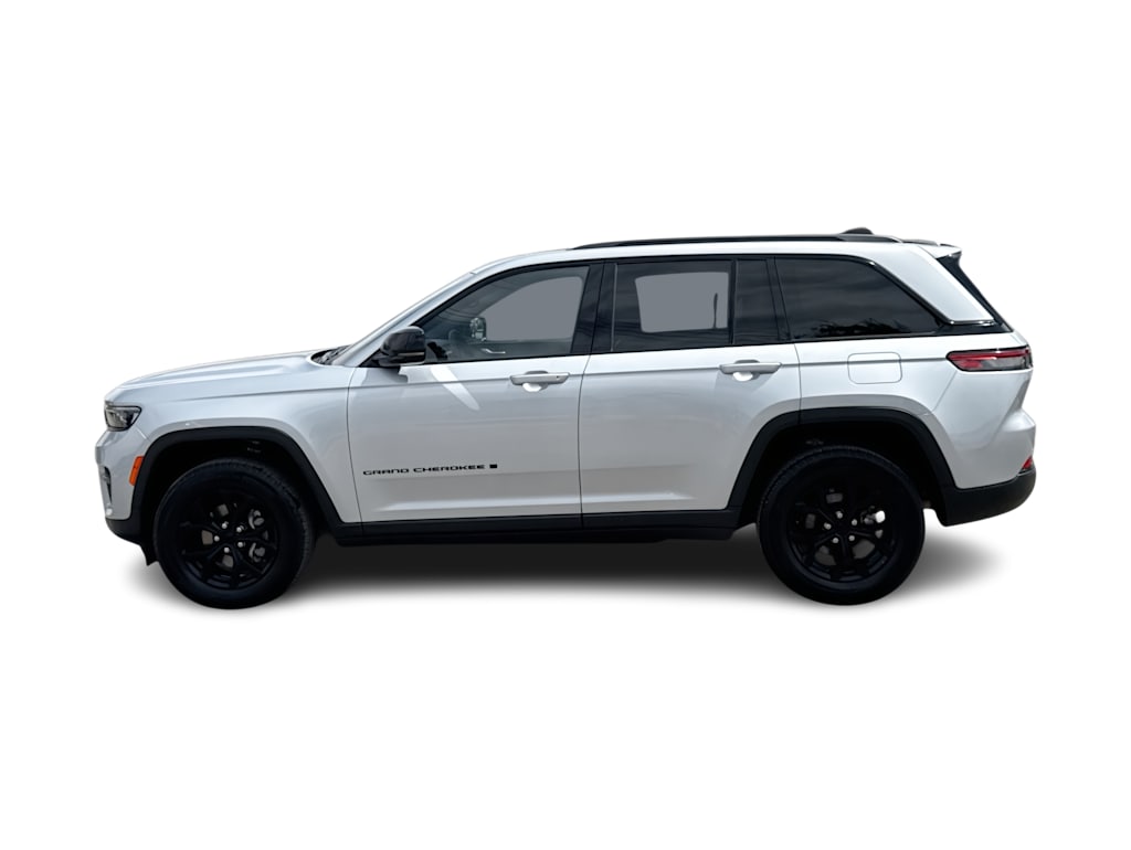 Thumbnail: 2024 Jeep Grand Cherokee - 3