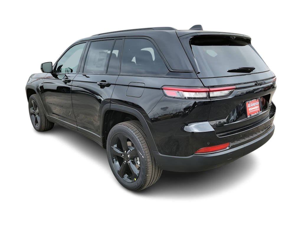 Thumbnail: 2024 Jeep Grand Cherokee - 4