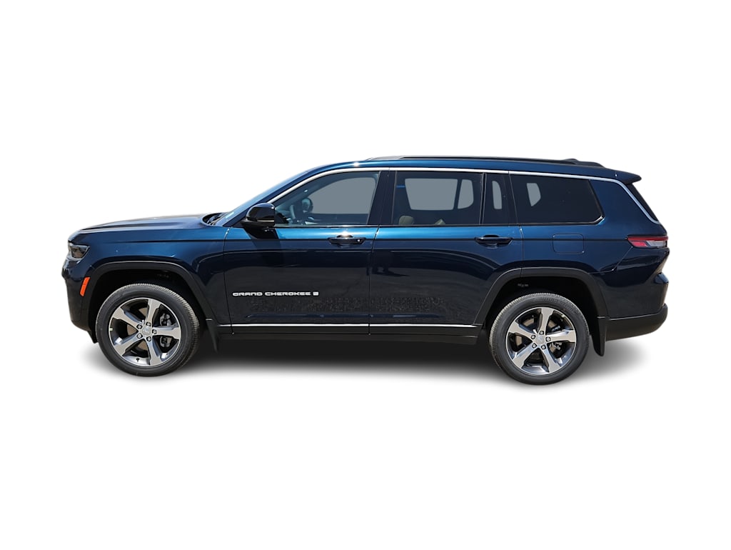 Thumbnail: 2026 Jeep Grand Cherokee L - 3