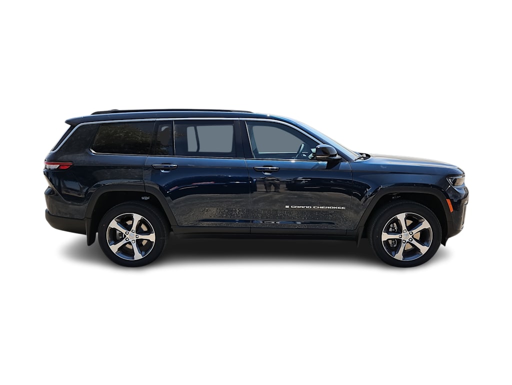 Thumbnail: 2026 Jeep Grand Cherokee L - 22