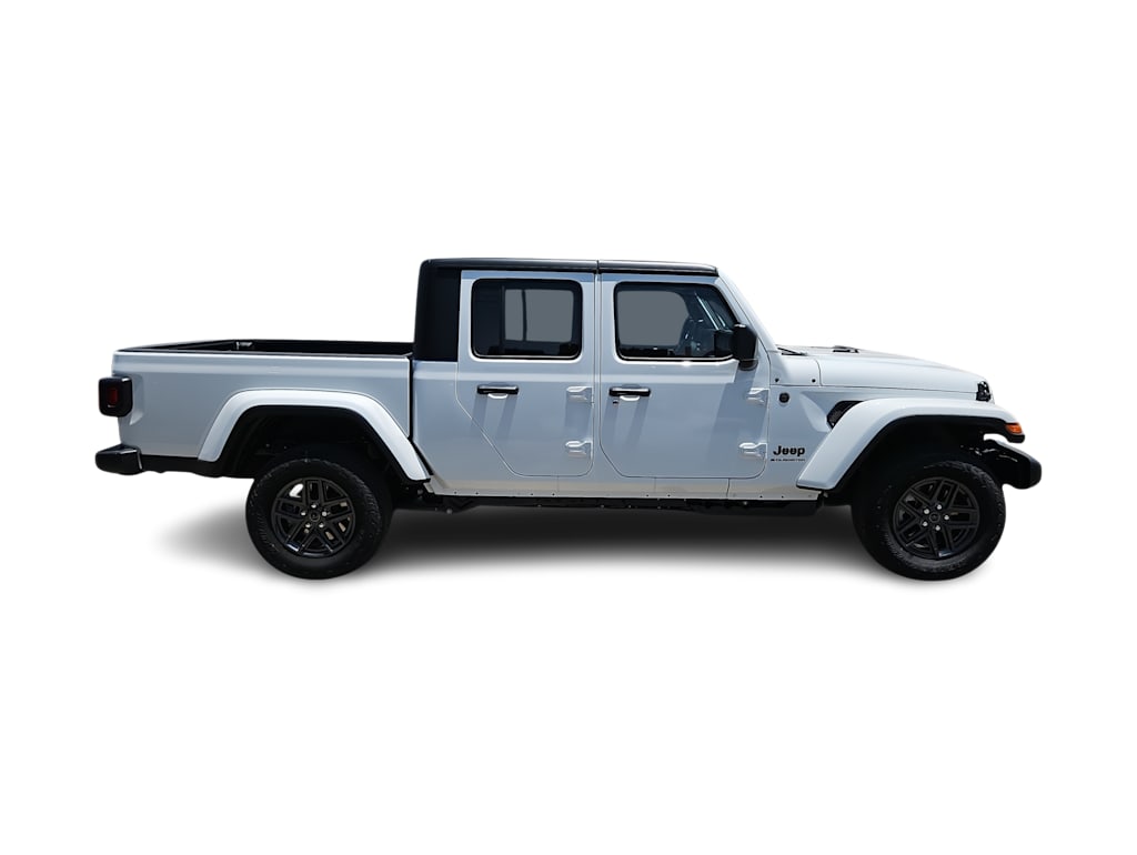 Thumbnail: 2026 Jeep Gladiator - 23