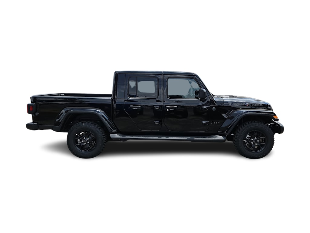 Thumbnail: 2026 Jeep Gladiator - 22