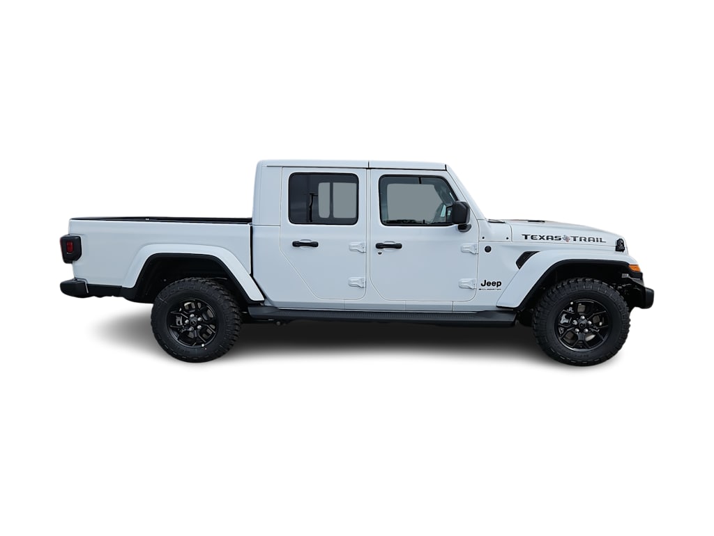 Thumbnail: 2026 Jeep Gladiator - 23