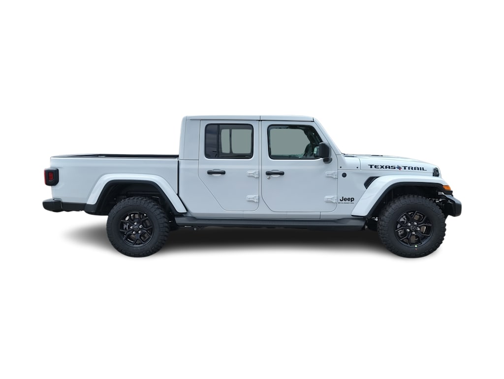 Thumbnail: 2026 Jeep Gladiator - 19