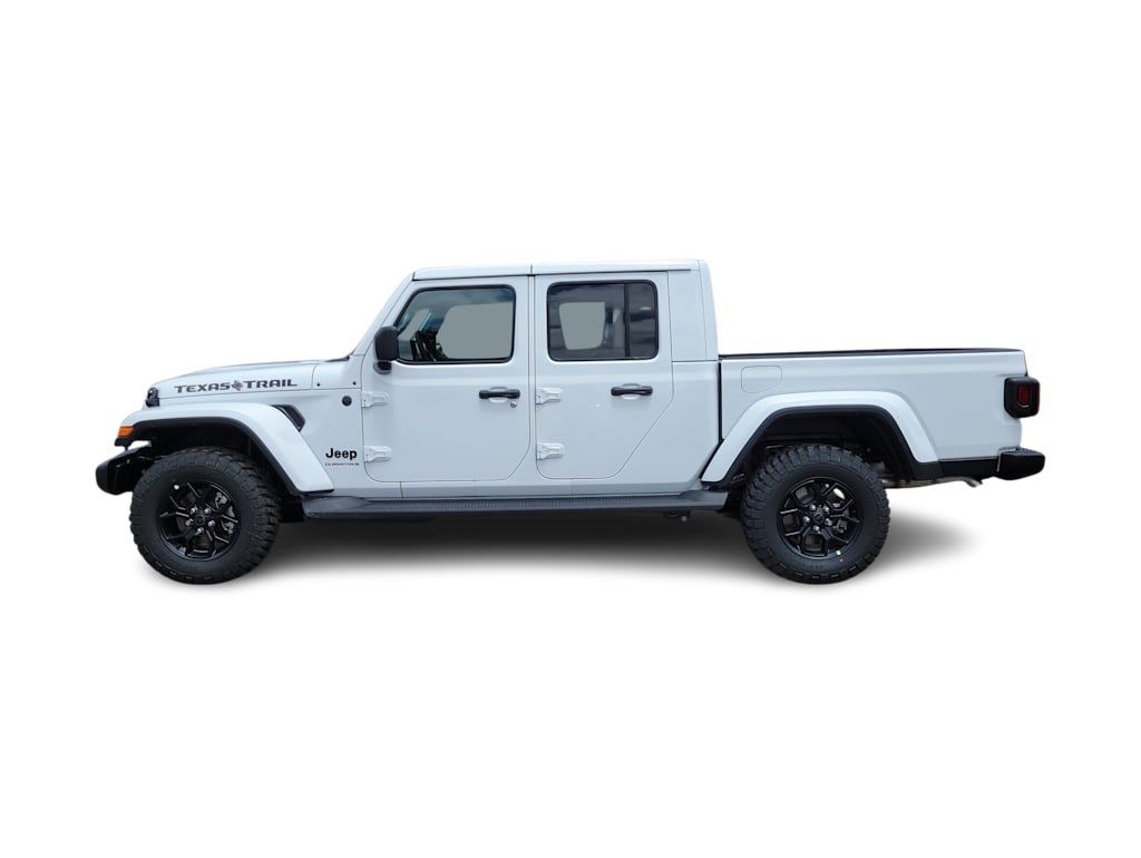 Thumbnail: 2026 Jeep Gladiator - 3
