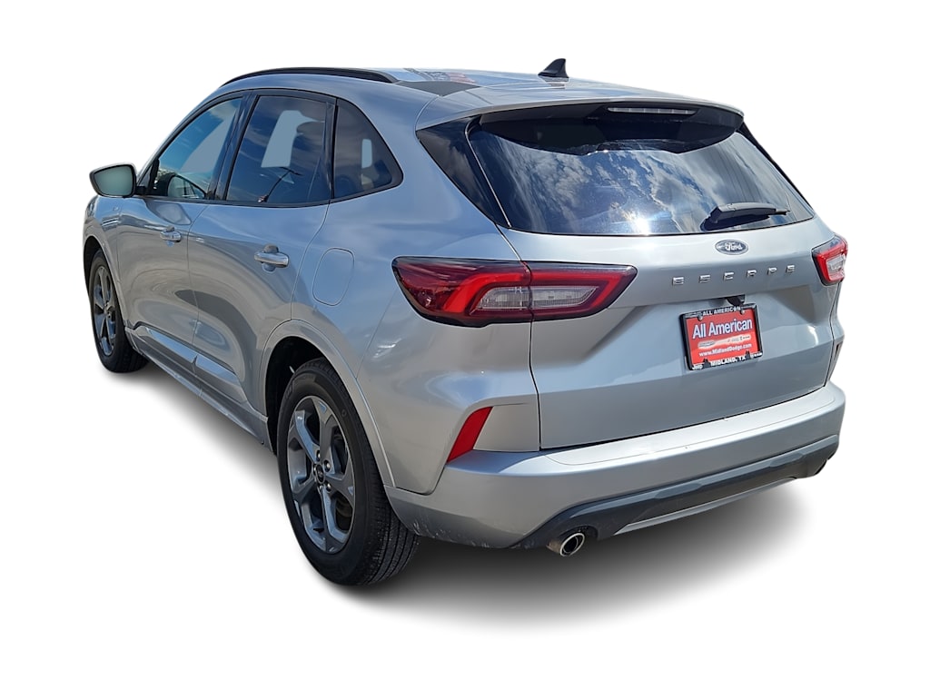 Thumbnail: 2023 Ford Escape - 4