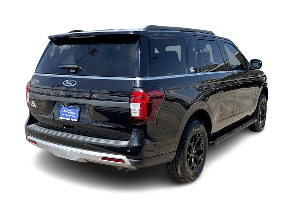 Thumbnail: 2022 Ford Expedition - 21