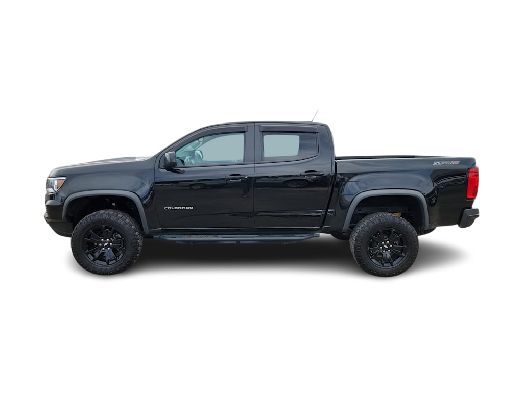 Thumbnail: 2022 Chevrolet Colorado - 3