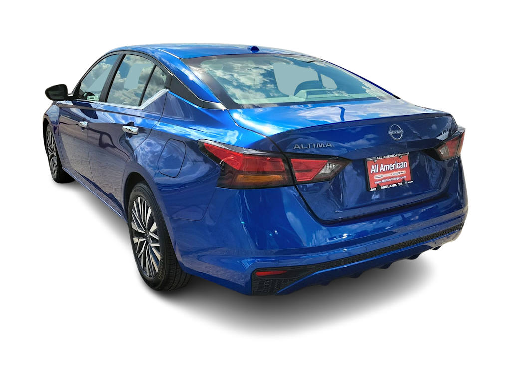 Thumbnail: 2025 Nissan Altima - 4