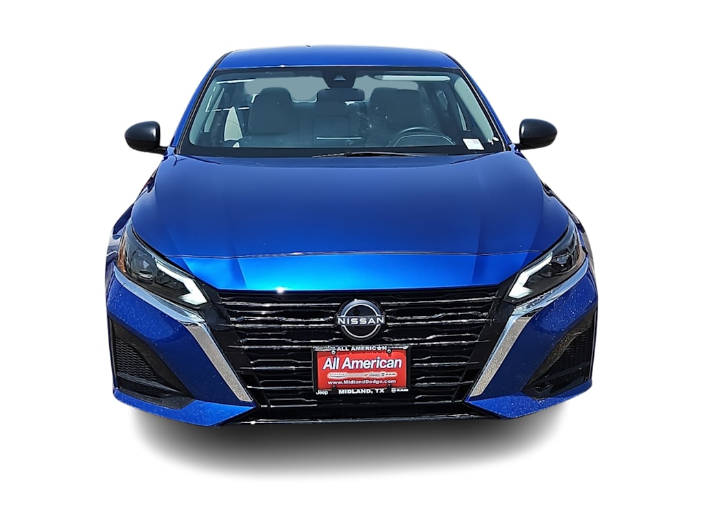 Thumbnail: 2025 Nissan Altima - 5