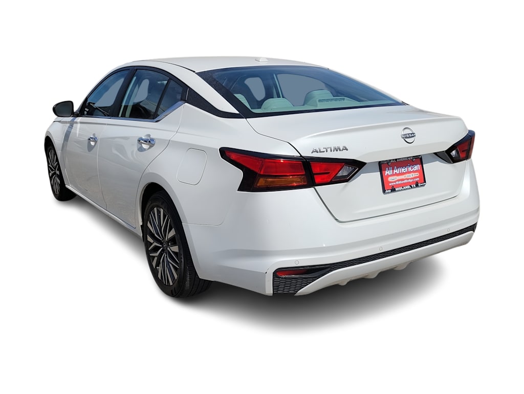 Thumbnail: 2025 Nissan Altima - 4
