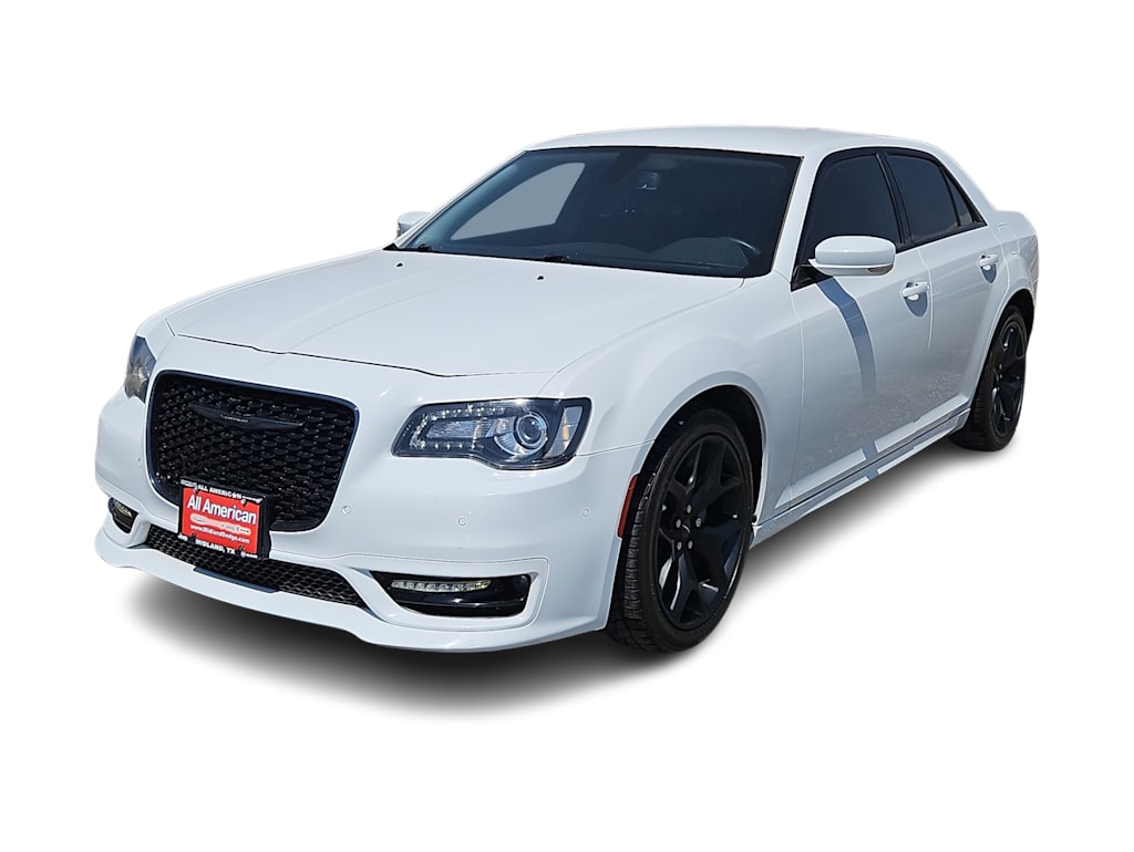 Thumbnail: 2022 Chrysler 300 - 20