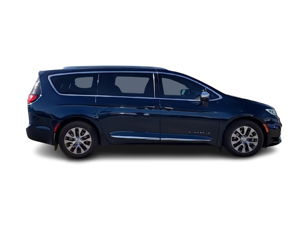 Thumbnail: 2021 Chrysler Pacifica - 19