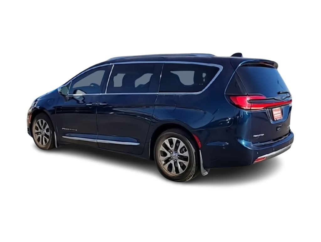 Thumbnail: 2021 Chrysler Pacifica - 4