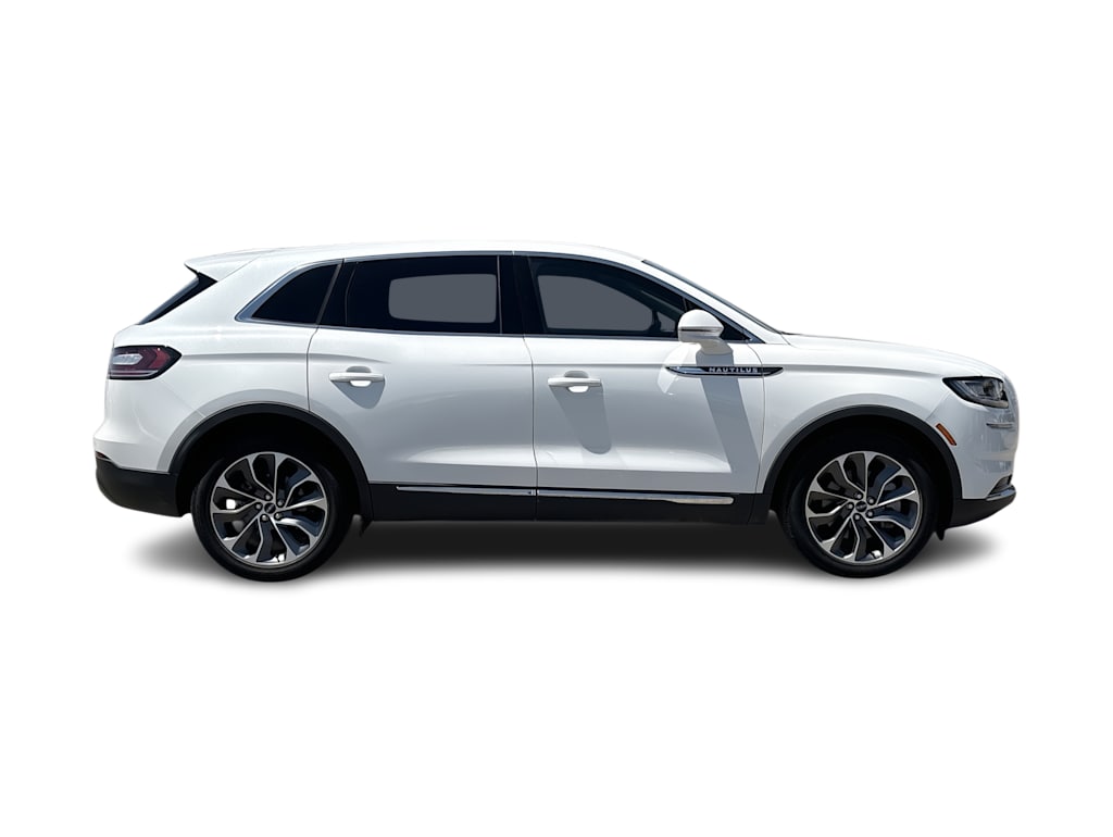 Thumbnail: 2023 Lincoln Nautilus - 21