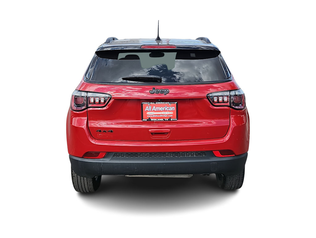 Thumbnail: 2023 Jeep Compass - 21