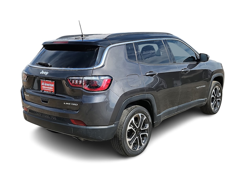 Thumbnail: 2022 Jeep Compass - 21