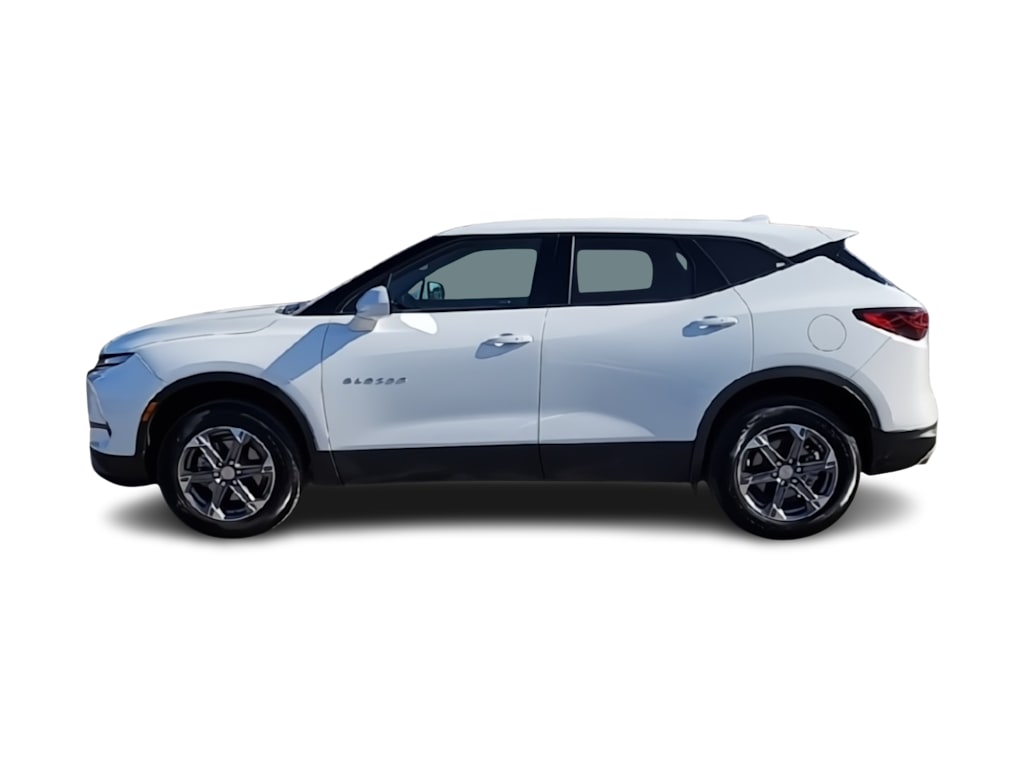 Thumbnail: 2025 Chevrolet Blazer - 3