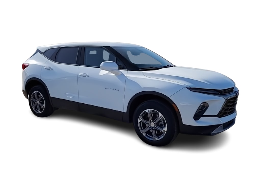 Thumbnail: 2025 Chevrolet Blazer - 17