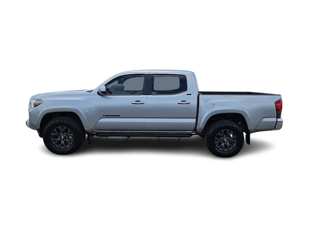 Thumbnail: 2023 Toyota Tacoma - 3