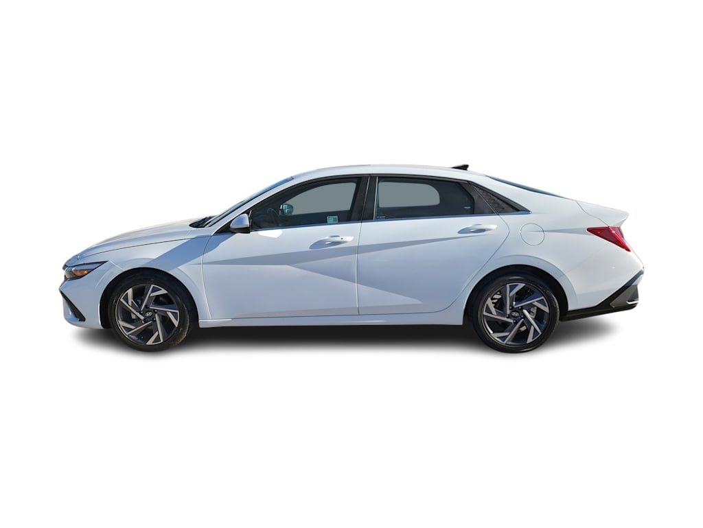 Thumbnail: 2025 Hyundai Elantra - 4