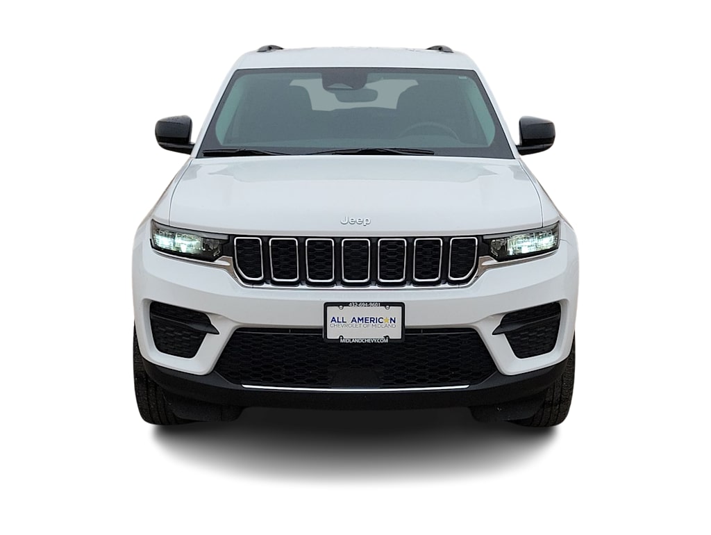Thumbnail: 2024 Jeep Grand Cherokee - 17