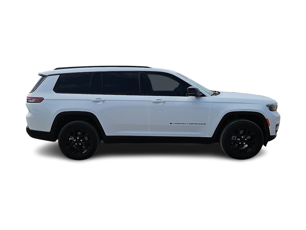 Thumbnail: 2025 Jeep Grand Cherokee L - 24