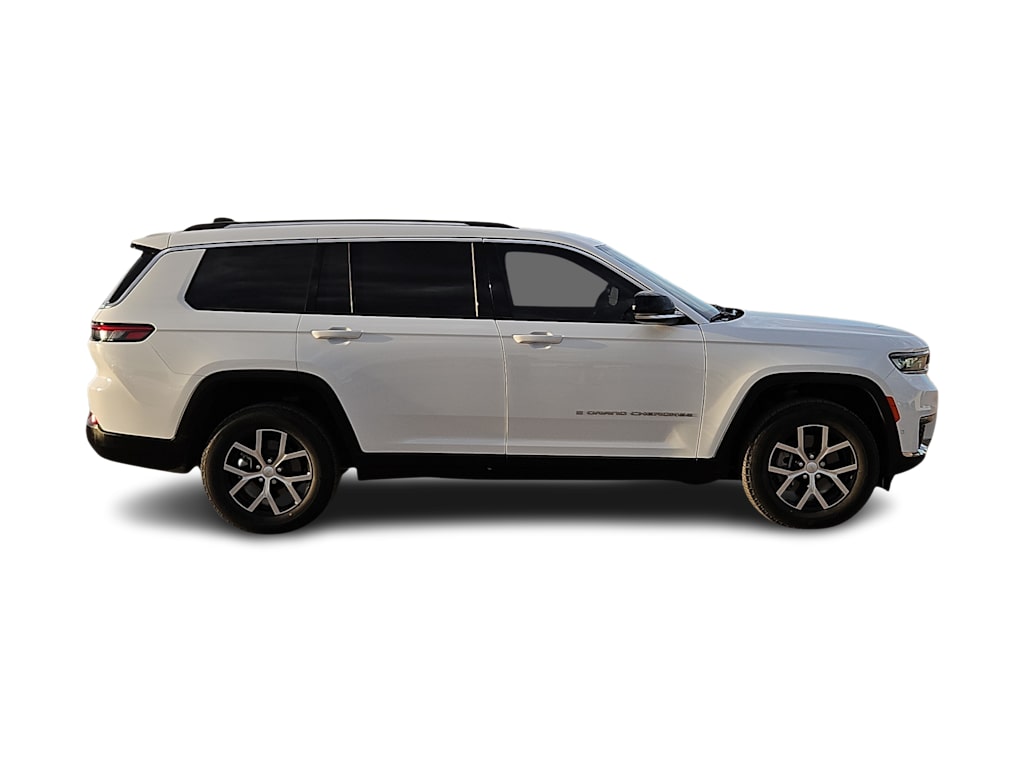 Thumbnail: 2023 Jeep Grand Cherokee L - 23