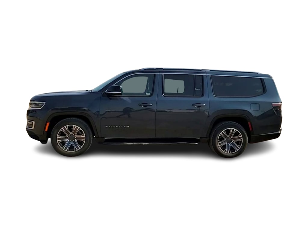 Thumbnail: 2023 Jeep Wagoneer - 4