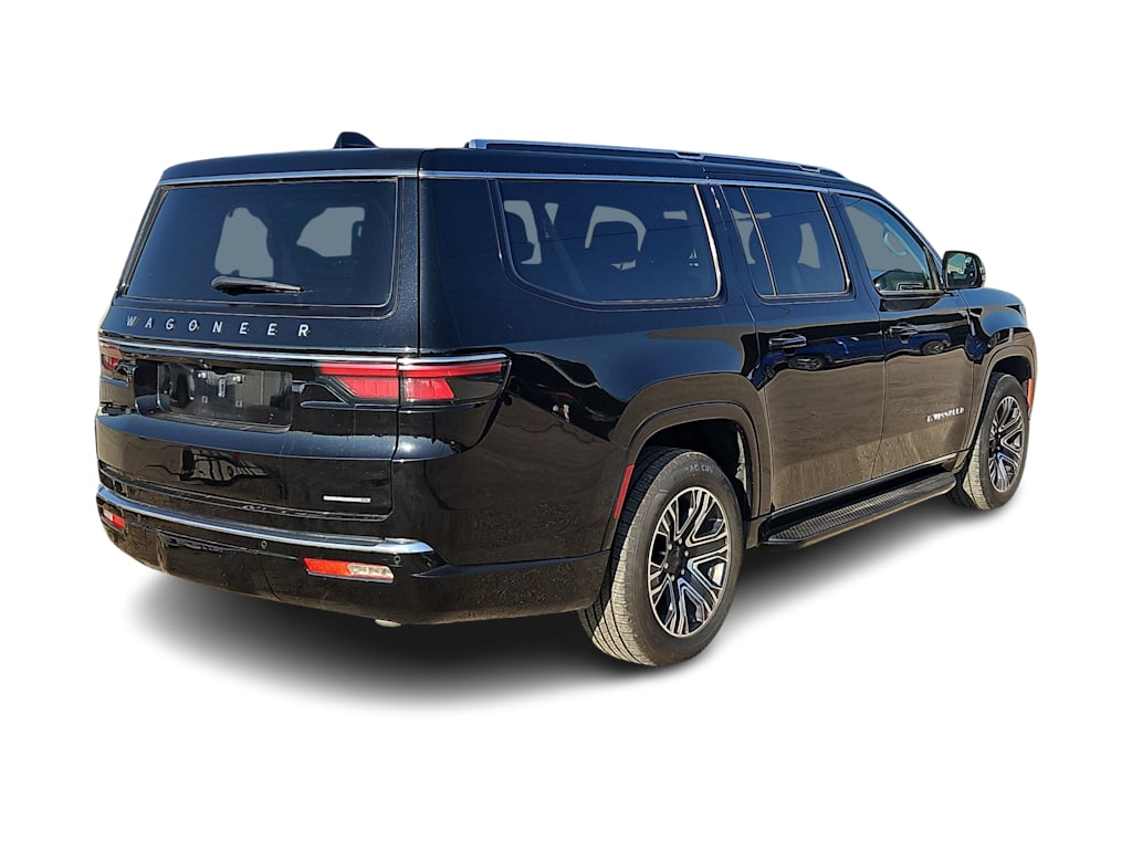 Thumbnail: 2024 Jeep Wagoneer - 21