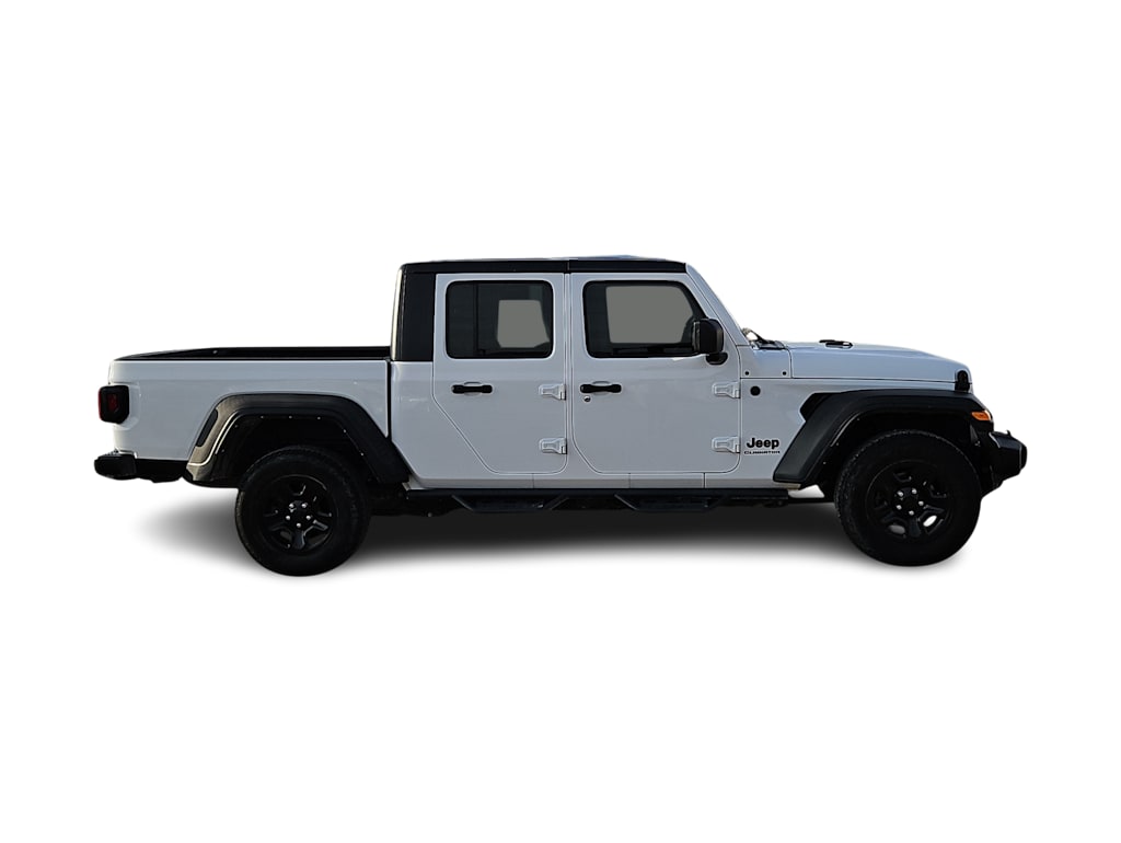Thumbnail: 2021 Jeep Gladiator - 23