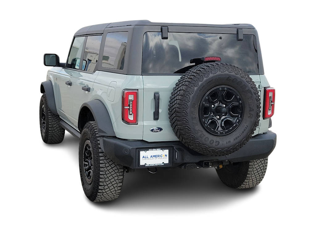 Thumbnail: 2022 Ford Bronco - 3
