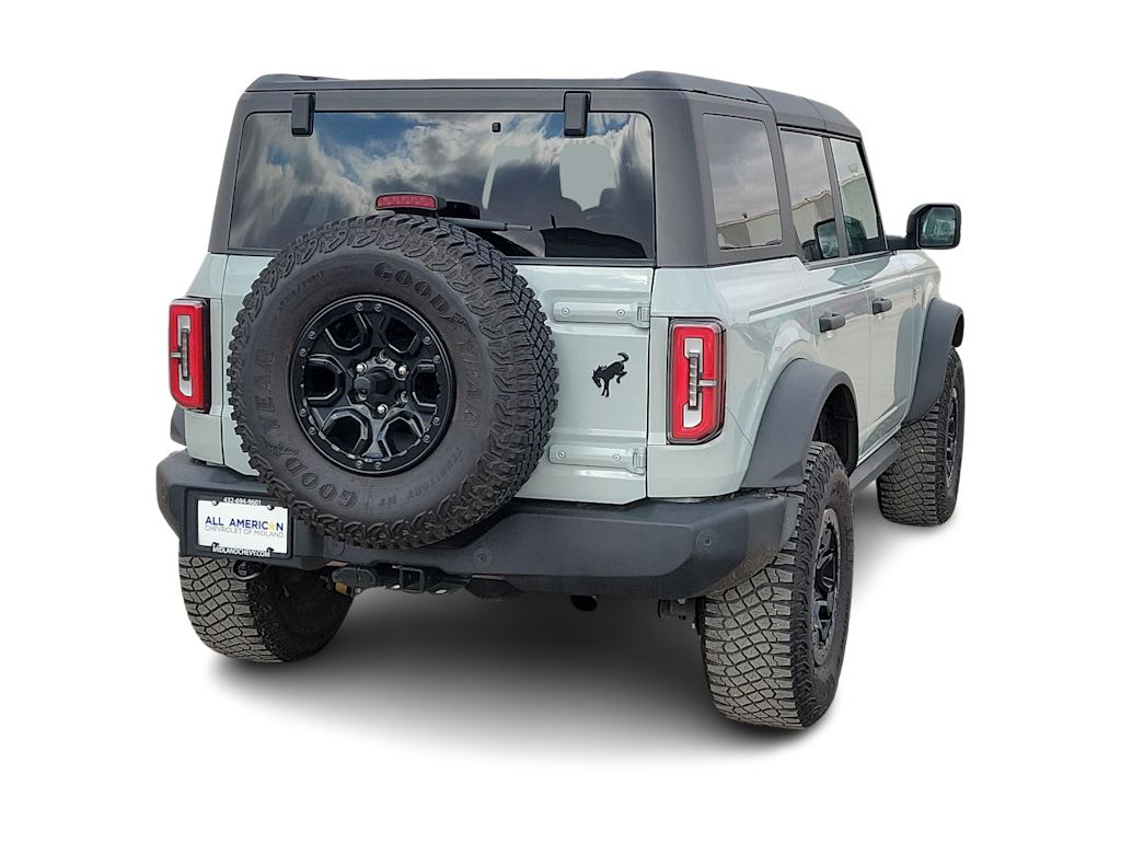 Thumbnail: 2022 Ford Bronco - 19