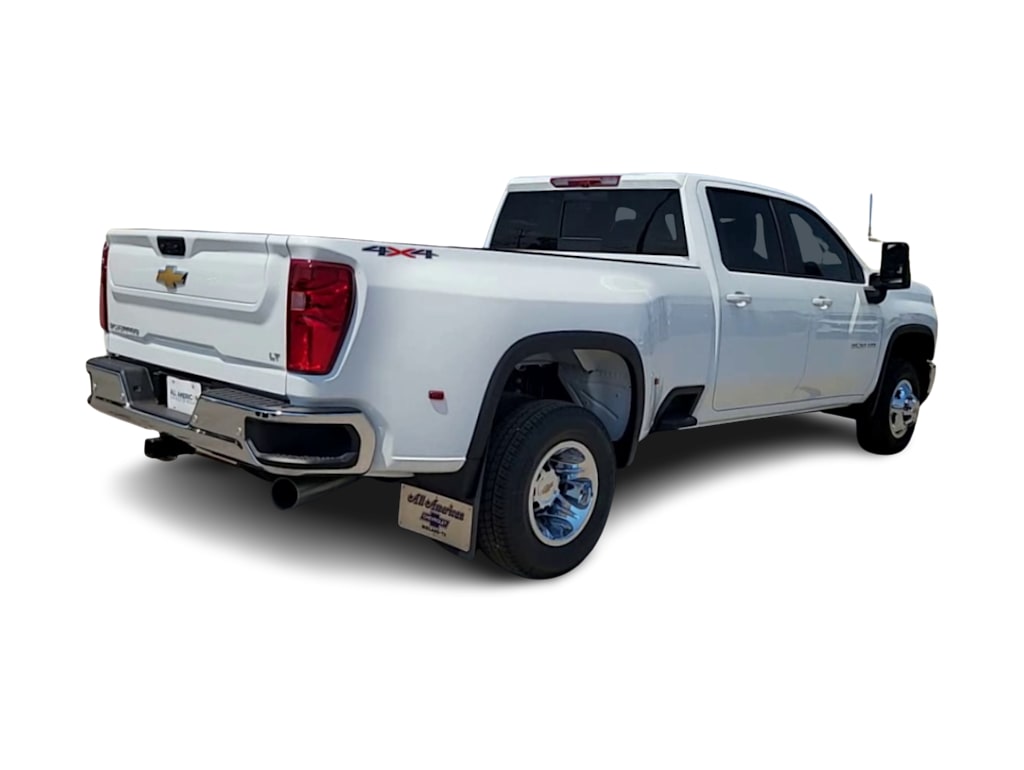 Thumbnail: 2026 Chevrolet Silverado 3500 - 22