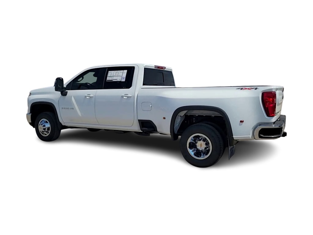 Thumbnail: 2026 Chevrolet Silverado 3500 - 21