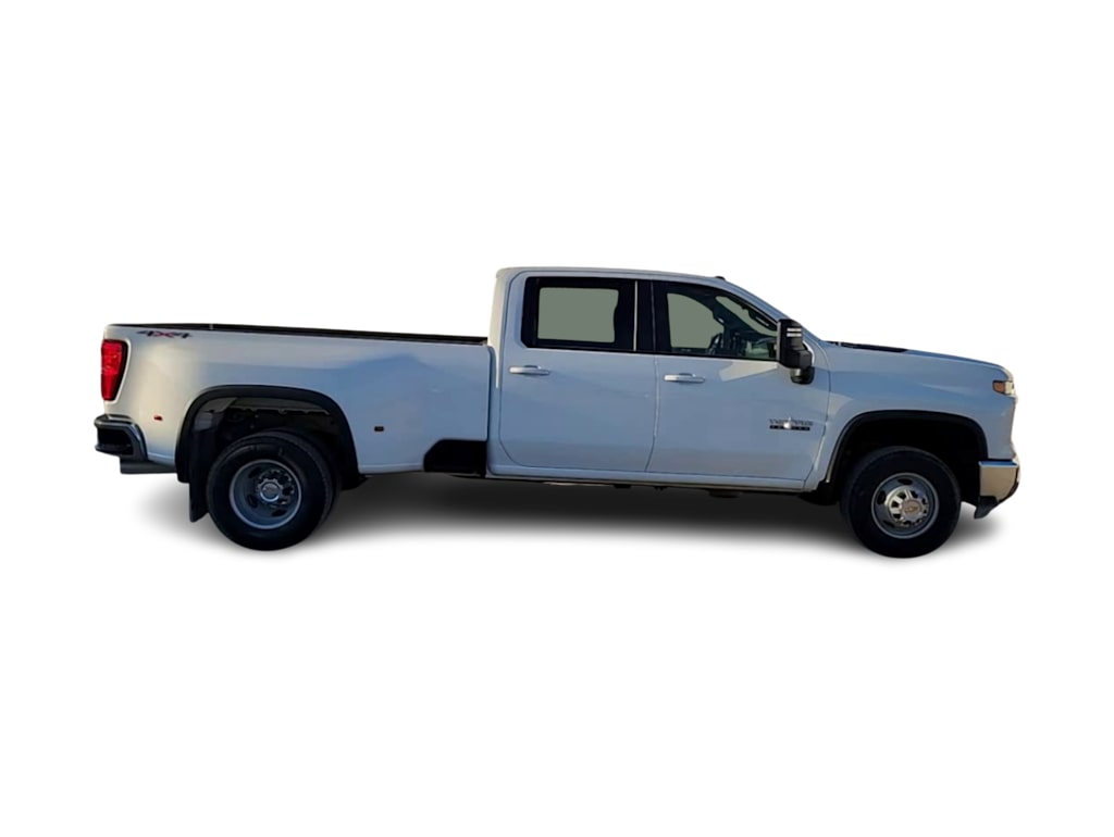 Thumbnail: 2025 Chevrolet Silverado 3500 - 22