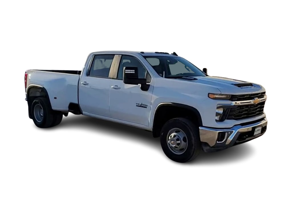 Thumbnail: 2025 Chevrolet Silverado 3500 - 18