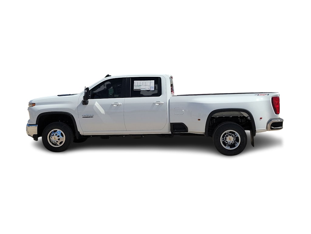 Thumbnail: 2026 Chevrolet Silverado 3500 - 3