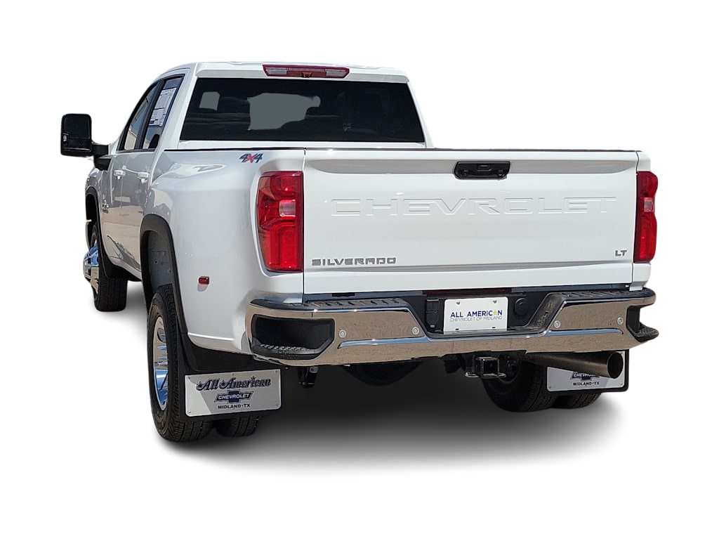 Thumbnail: 2026 Chevrolet Silverado 3500 - 4
