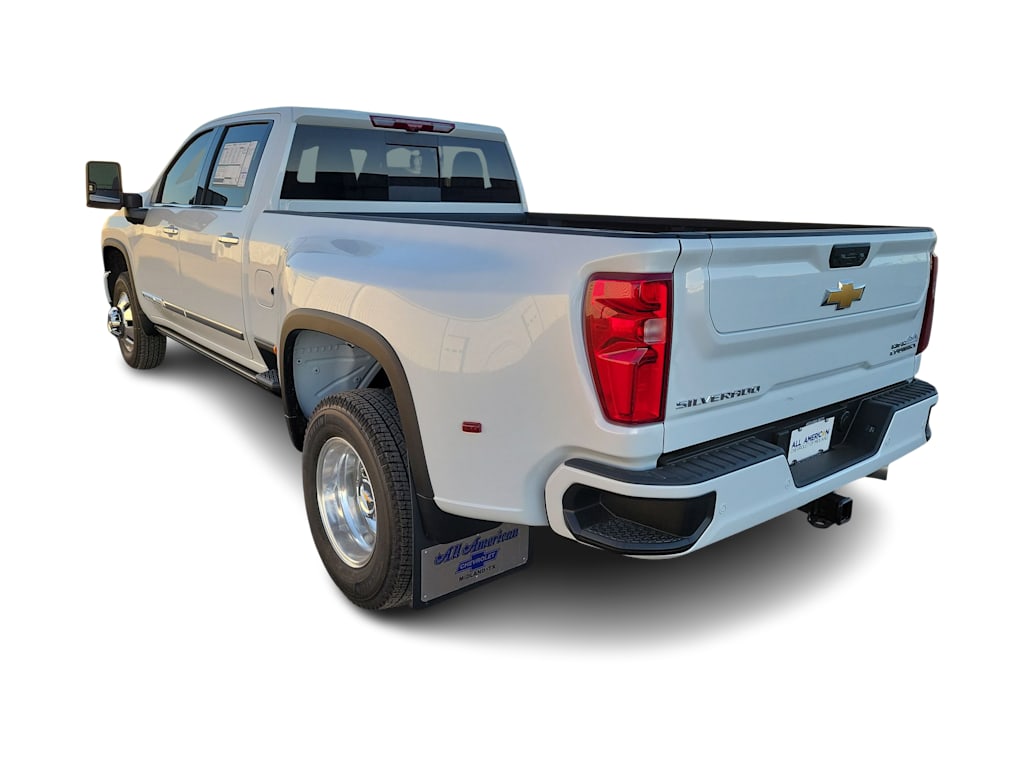 Thumbnail: 2026 Chevrolet Silverado 3500 - 22