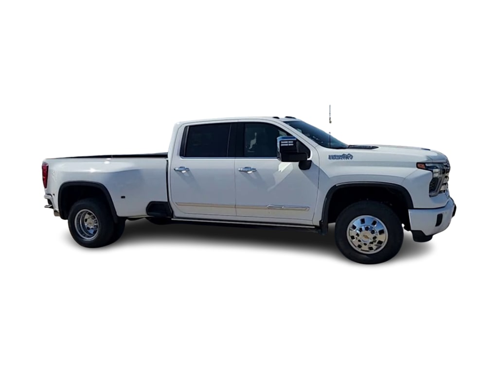Thumbnail: 2025 Chevrolet Silverado 3500 - 15